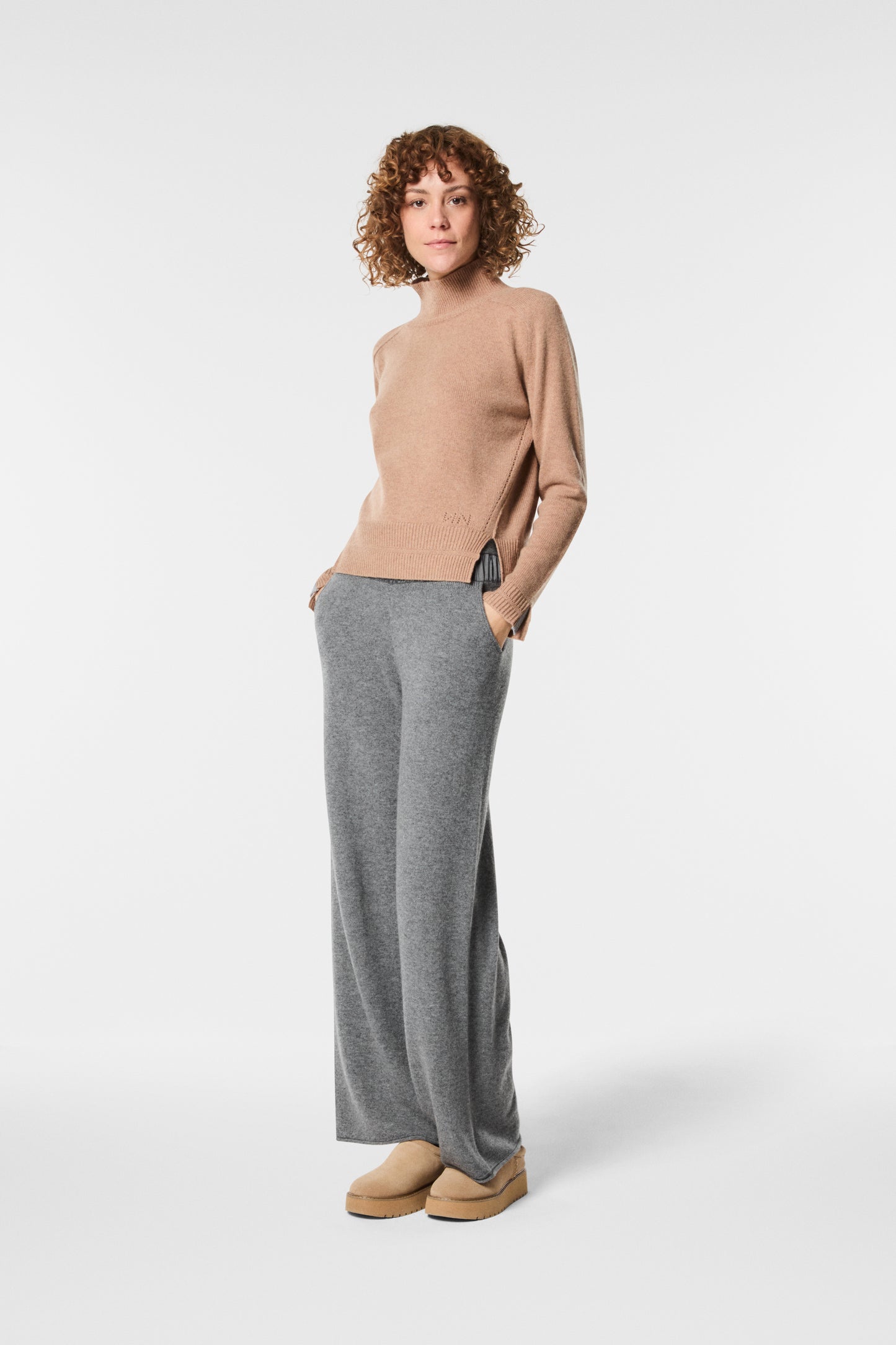 PANTALONE IN MAGLIA YOGA
